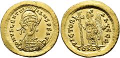 RÖMER RÖMISCHE KAISERZEIT. Valentinian III., 425 - 455 n. Chr. Solidus ø 21mm (4,45g). 450 - 457 n. Chr. Mzst. Konstantinopel. Vs.: D N VALENTIN-IANVS P F AVG, frontale Panzerbüste, Kopf leicht n. r.,