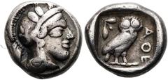 GRIECHEN ATTIKA. ATHEN. Drachme ø 15mm (4.17g). 454 - 404 v. Chr. Vs.: Kopf der Athena mit attischen Helm n. r. Rs.: ΑΘΕ, Eule n. r., dahinter Olivenzweig mit Frucht. Svoronos Taf. 17, 27; HGC 4, 1631