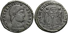 RÖMER RÖMISCHE KAISERZEIT. Decentius, 350 - 353 n. Chr. AE Maiorina ø 22mm (5,44g). 351 - 353 n. Chr. Mzst. Lugdunum. Vs.: D N DECENTIVS NOB CAES, drapierte Panzerbüste n. r. Rs.: VICTORIAE DD NN AVG 