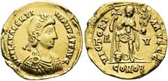 RÖMER RÖMISCHE KAISERZEIT. Valentinian III., 425 - 455 n. Chr. Solidus ø 21mm (4,33g). 430 - 445 n. Chr. Mzst. Ravenna. Vs.: D N PLA VALENTI-NIANVS P F AVG, drapierte Panzerbüste mit Perlendiadem n. r