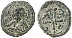 BYZANZ Anonymer Follis, geprägt unter Nikephoros III. AE Follis (6,55g). 1078 - 1081 n. Chr. Mzst. unsicher. Vs.: IC - XC, frontale Christusbüste mit Kodex. Rs.: Lateinisches Kreuz mit Globen an den K