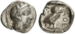 GRIECHEN ATTIKA ATHEN Tetradrachme (17,15g). nach 449 v. Chr. Vs.: Kopf der Athena mit attischem Helm und Lorbeerkranz n. r. Rs.: AΘE, Eule, Olivenzweig und Mondsichel. Starr Taf. 22f. Fast vz