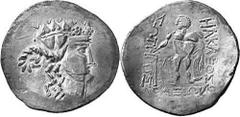 KELTEN MITTLERE UND UNTERE DONAU Nachahmungen der Tetradrachmen von Thasos Objekt-Nr.: 1080 Klasse III: Auflösung der Legende Tetradrachme, (14,70 g.), Vs.: Stilisierter Kopf des Dionysos n. r. Rs.: S