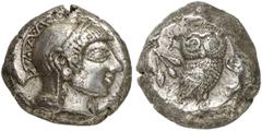 GRIECHEN ATTIKA ATHEN Tetradrachme (16,31g). Um 500 - 480 v. Chr. Vs.: Kopf der Athena im attischen Helm mit Helmbusch n. r. Rs.: AΘE, Eule nach r. sitzend. Links oben Ölbaumzweig. Seltman S. 180 Taf.