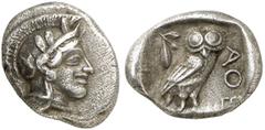 GRIECHEN ATTIKA ATHEN Drachme (4,09g). 479 - 393 v. Chr. Vs.: Kopf der Athena mit attischem Helm u. Lorbeerkranz n. r. Rs.: AΘE, Eule u. Olivenzweig. Svoronos Taf. 9, 21 ff.; SNG Cop. 41­43. Zarte Tön