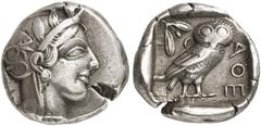 GRIECHEN ATTIKA ATHEN Tetradrachme (16,93g). nach 449 v. Chr. Vs.: Kopf der Athena mit attischem Helm und Lorbeerkranz n. r. Rs.: AΘE, Eule, Olivenzweig und Mondsichel. Starr Taf. 22ff. Zarte Tönung, 