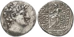GRIECHEN SYRIEN SELEUKIDEN Seleukos VI. Epiphanes Nikator, 96/95 v. Chr. Tetra­drachme (15,40g). 96/95 v. Chr. Mzst. Antiochia am Orontes. Vs.: Kopf des Königs mit Diadem n. r., kurzes Horn über der S