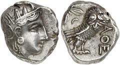 GRIECHEN ATTIKA ATHEN Tetradrachme (17,21g). 4. Jh. v. Chr. Vs.: Kopf der Athena (mit seitlich gesehenem Auge) mit attischem Helm n. r. Rs.: AΘE, Eule, Olivenzweig und Mondsichel. Svoronos Taf. 19 f.;