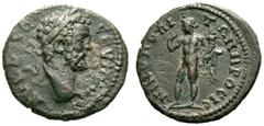 RÖMISCHE PROVINZIALPRÄGUNGEN MOESIA INFERIOR NIKOPOLIS Septimius Severus, 193 - 211 n. Chr. AE Kleinbronze (2,97g). D. Tête laurée de Septime Sévère, à dr. R. Harpocrate debout, de face, la tête à g. 