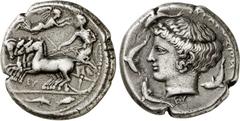 GRIECHEN SIZILIEN. SYRAKUS. 2. Republik, 466 - 406 v.Chr. Tetradrachme (17,02g). Mzst. ca 415 - 405 v. Chr. Vs.: Wagenlenker führt ein Viergespannn n. l. und wird von Nike bekränzt. Darunter EY, im Ab