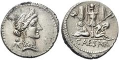 RÖMER RÖMISCHE REPUBLIK. RÖMISCHE REPUBLIK NACH 211 V. CHR. C. Iulius Caesar, 46 - 45 v. Chr. Denar (4,05g). Mzst. in Spanien. Vs.: Kopf der Venus mit Diadem n. r., dahinter Cupido. Rs.: CAESAR, Tropa
