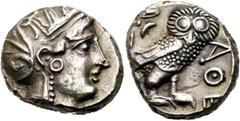 GRIECHEN ATTIKA. ATHEN. Tetradrachme (14,79g). ca. Ende 4. Jh. - Anfang 3. Jh. v. Chr. Vs.: Kopf der Athena mit ölzweigbekränz­em Helm n. r. Rs.: ΑΘΕ, Eule n. r. stehend, dahinter Ölzweig und Halbmond