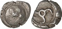 GRIECHEN LYKIEN UNBESTIMMTER DYNAST Objekt-Nr.: 1475 Stater (9,78 g.), 460 / 440 v. Chr. Mzst. unbestimmt. Vs.: Nach l. abhebender Pegasos auf Rundschild. Darunter Punkt. Rs.: Triskeles in rundem Incu