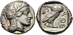 GRIECHEN ATTIKA. ATHEN. Tetradrachme ø 25mm (17,12g). Um 454 - 404 v. Chr. Vs.: Kopf der Athena mit attischem Helm, der von einem Lorbeerkranz bekrönt wird, n. r. Rs.: ΑΘΕ, Eule n. r. stehend, Kopf in