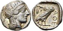 GRIECHEN ATTIKA. ATHEN. Tetradrachme ø 26mm (17,23g). Um 454 - 404 v. Chr. Vs.: Kopf der Athena mit attischem Helm, der von einem Lorbeerkranz bekrönt wird, n. r. Rs.: ΑΘΕ, Eule n. r. stehend, Kopf in