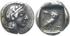 GRIECHEN EUBÖA. ATHEN. Drachme ø 15mm (4,26g). ca. 475 - 465 v. Chr. Vs.: Kopf der Athena mit belorbeertem attischen Helm. Rs.: ΑΘΕ, Eule im Quadratum incusum n. r. stehend, l. oben im Feld Olivenzwei