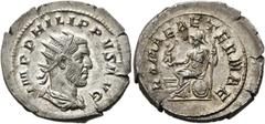 RÖMER KAISERZEIT. Philipp I. Arabs, 244 - 249 n. Chr. Antoninian ø 24mm (4,53g). 247 - 249 n. Chr. Mzst. Rom. Vs.: IMP PHILIPPVS AVG, drapierte Panzerbüste mit Strahlenkrone n. r. Rs.: ROMAE AETERNAE,