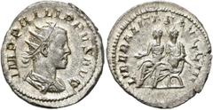 RÖMER RÖMISCHE KAISERZEIT. Philipp II., 247 - 249 n. Chr. Antoninian ø 20mm (3,56g). Mzst. Rom. Vs.: IMP PHILIPPVS AVG, drapierte Panzerbüste mit Strahlenkrone n. r. Rs.: LIBERALITAS AVGG III, Philipp