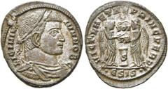 RÖMER RÖMISCHE KAISERZEIT. Licinius II., 315 - 324 n. Chr. AE Follis ø 18mm (2,99g). 319 n. Chr. Mzst. Siscia. Vs.: LICINIVS IVN NOB C, drapierte Panzerbüste mit Lorbeerkranz n. r. Rs.: VICT LAETAE PR