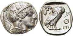GRIECHEN ATTIKA. ATHEN. Tetradrachme ø 26mm (17,21g). 420 - 405 v. Chr. Vs.: Kopf der Athena mit verziertem u. bekränztem attischen Helm n. r. Rs.: ΑΘΕ, Eule n. r. stehend, Kopf in Vorderansicht, im F
