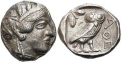 GRIECHEN ATTIKA. ATHEN. Tetradrachme ø 25mm (16,46g). ca. 454 - 404 v. Chr. Vs.: Kopf der Athena mit verziertem u. bekränztem attischen Helm n. r. Rs.: ΑΘΕ, Eule n. r. stehend, Kopf in Vorderansicht, 