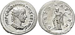 RÖMER RÖMISCHE KAISERZEIT. Gordian III., 238 - 244 n. Chr. Antoninian ø 24mm (3,17g). 243 - 244 n. Chr. Mzst. Rom. Vs.: IMP GORDIANVS PIVS FEL AVG, drapierte Panzerbüste mit Strahlenkranz n. r. Rs.: V