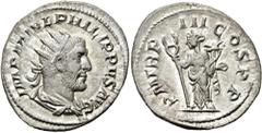 RÖMER RÖMISCHE KAISERZEIT. Philipp I. Arabs, 244 - 249 n. Chr. Antoninian ø 23mm (4,03g). 246 n. Chr. Mzst. Rom. Vs.: IMP M IVL PHILIPPVS AVG, drapierte Panzerbüste mit Strahlen­krone n. r. Rs.: P M T