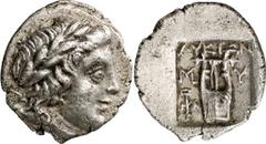 GRIECHEN LYKIEN LYKISCHER BUND. Myra Drachme (2,49g). 2. Jh. v. Chr. Vs.: Apollonkopf r. Rs.: Lyra zwischen K-R, l. im Feld Kornähre. Troxell S.58. 34. Leichte Tönung, vz Estimate: 120 EUR