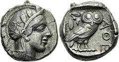 GRIECHEN ATTIKA. ATHEN. Tetradrachme ø 25mm (17,13g). 454 - 404 v. Chr. Vs.: Kopf der Athena mit attischem Helm, der mit drei Lorbeerblättern geschmückt ist, Ohrring und Perlenkette n. r. Rs.: ΑΘΕ, Eu