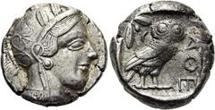 GRIECHEN ATTIKA. ATHEN. Tetradrachme ø 25mm (17,15g). 454 - 405 v. Chr. Vs.: Kopf der Athena mit verziertem u. bekränztem attischen Helm n. r. Rs.: ΑΘΕ, Eule n. r. stehend, Kopf in Vorderansicht, im F