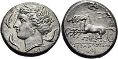 GRIECHEN SIZILIEN. SYRAKUS. Agathokles, 317 - 289 v. Chr. Tetradrachme (16,66g). ca. 310 - 304 v. Chr. Vs.: Kopf der Arethusa mit Schilfkranz, Ohrring u. Perlenkette n. l. von drei Delfinen umspielt, 