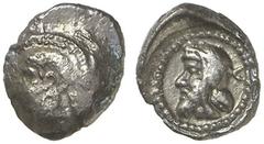 GRIECHISCHE MÜNZEN LYKIEN Dynast Kherei von Arnna (Xanthos), 440 - 410 v. Chr. Hemiobol. Athenakopf / Kopf des Kherei mit Tiara. Traité II, 351 ff. var. R ! 0,43 g s / ss