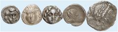 Antike Münzen GRIECHISCHE MÜNZEN. PISIDIEN. - Selge. Lot von 5 Stück: Silbermünzen. Obole, 4. Jhdt. v. Chr. Gorgoneion / Athenakopf (4x), dazu Lykien- Masikytes. Hemidrachme, 1 Jhdt. v. Chr. Apollonko