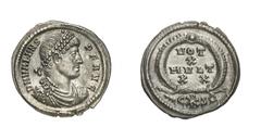 RÖMISCHE MÜNZEN (ROMAN COINS) VALENS (364 - 378) VALENS (364 - 378) Siliqua, 367 - 375, Constantinopolis. 2.11 g. D N VALENS - P F AVG. Büste mit Perldiadem, Paludament und Panzer rechts. Rs: VOT / X 