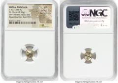 Ancients Greek IONIA. Phocaea. Ca. 477-388 BC. EL sixth-stater or hecte (10mm, 2.56 gm). NGC VF 5/5 - 3/5. Head of Athena left, wearing crested Attic helmet decorated with griffin; seal left below / Q