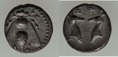IONIA. Ephesus. Lot of two (2) AR drachm and diobol. Ca. 202-150 BC. AR drachm (4.16 gm). Theon, magistrate. Bee / Stag standing right; palm tree in background. SNG Copenhagen -. Nearly very fine // C