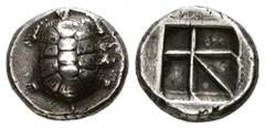 AEGINA diverse AEGINA. Stater ca. 480-456. 12.14 g. Land tortoise with segmented shell // Large incuse square of thin skew pattern. Pozzi 1635; SNG Del Pierre 1545. Very fine with nice dark toning