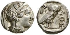 ANTIKE GRIECHISCHE MÜNZEN ATTIKA ATHEN Tetradrachmon, 435-420. Athenakopf im attischen Helm n. r., auf dem Helm Ranke und drei Olivenblätter. Rv. AΘE Eule n. r. stehend, Kopf von vorne, im Felde l. Mo