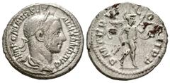 Imperio Romano ALEJANDRO SEVERO. Denario. (Ar. 3,44g/20mm). 228 d.C. Roma. (RIC 61). Anv: Busto laureado y drapeado de Alejandro Severo a derecha, alrededor leyenda: IMP CM AVR SEV ALEXAND AVG. Rev: M