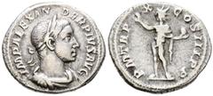 Imperio Romano ALEJANDRO SEVERO. Denario. (Ar. 2,99g/20mm). 231 d.C. Roma. (RIC 109). Anv: Busto laureado y con coraza de Alejandro Severo, alrededor leyenda: IMP ALEXANDER PIVS AVG. Rev: Sol en estan