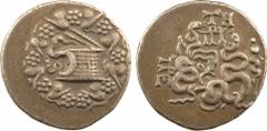 Mysie, cistophore, Pergame, c.180-133 av. J.-C. A/Anépigraphe. Ciste mystique d'où s'échappe un serpent ; le tout dans une couronne de lierre en fleur. R/Anépigraphe. Arc dans le goryte, paré d'aplust