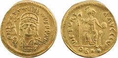 Justin II, solidus de poids léger (22 siliques), Théoupolis (Antioche), 575-578 A/D N I - VSTI - NVS P P AVG. Buste casqué et cuirassé de face, tenant un globe nicéphore et un bouclier orné d'un caval