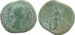 Lucille, sesterce, Rome, 164-182 A/LVCILLAE AVG ANTONINI AVG F Buste drapé à droite, les cheveux relevés en chignon R/VES-TA/ S/ C Vesta voilée et drapée, debout à gauche, tenant un simpulum et le pal