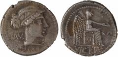 Roman republican coins Porcia, denier, Rome, 89 av. J.-C. A/ROMA/ M CATO Buste diadémé et drapé à droite d'un personnage féminin R/A l'exergue, VICTRIX La Victoire assise à droite, tenant une patère e