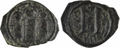 Byzantine coins Héraclius, Martine et Héraclius Constantin, follis, An 18 (627-628), 3e officine, Chypre Martine, Héraclius et Héraclius Constantin, debout de face portant le stemma, vêtus de la chlam