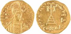 Byzantine coins Constantin IV, solidus, Constantinople, 4e officine, 674-681 A/P CONST - A - N YS PP A Buste casqué et diadémé de face, avec cuirasse, tenant une lance pointée vers l'arrière et un bou