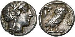 Collection Marc Bar - The Marc Bar Collection ATTIQUE, ATHENES, AR tétradrachme, vers 400 av. J.-C. D/ T. casquée d'Athéna à d., le casque orné d'un fleuron et de feuilles d'olivier. R/ AΘE Chouette à