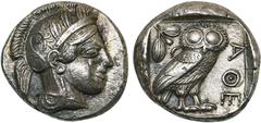 Monde grec - Greek World ATTIQUE, ATHENES, AR tétradrachme, vers 420 av. J.-C. D/ T. casquée d'Athéna à d., le casque orné d'un fleuron et de feuilles d'olivier. R/ AΘE Chouette à d., t. de f. A g., p