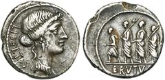 République romaine - Roman Republic M. Iunius Brutus Q. Caepio, AR denier, 54 av. J.-C., Rome. D/ T. de Libertas à d., parée de boucles d'oreilles et d'un collier. Derrière, LIBERTAS. R/ Le consul L. 