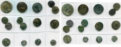 Monnaies provinciales romaines - Roman Provincial Coins PONT - EOLIDE, lot de 15 bronzes: Amasie, Marc Aurèle, R/ Arès et Aphrodite; Néocésarée, Septime Sévère, R/ Entrée du sanctuaire avec statue de 